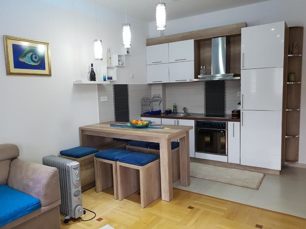 Апартаменты Apartman Dajana Улцинь