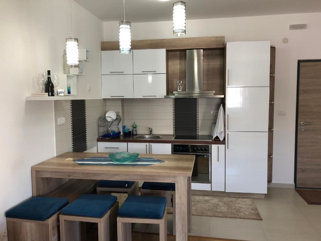 Апартаменты Apartman Dajana Улцинь